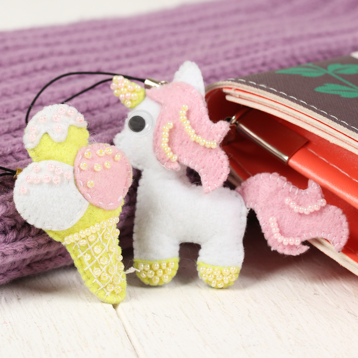 Брелок из фетра своими руками "Единорог"