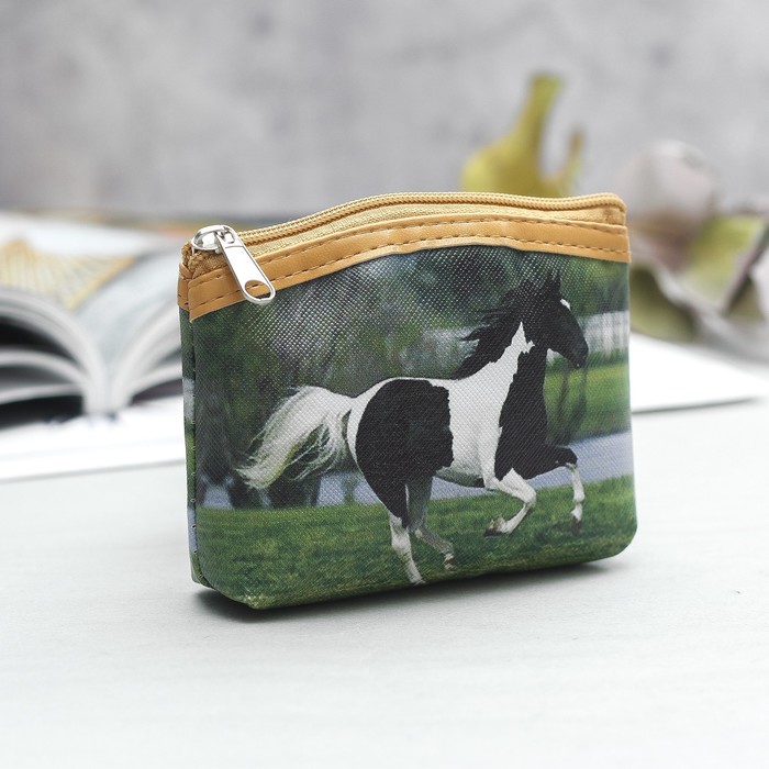 Кошелёк, отдел на молнии. цвет зелёный