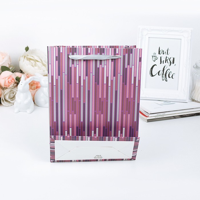 Пакет подарочный люкс, 18 х 24 х 8 см