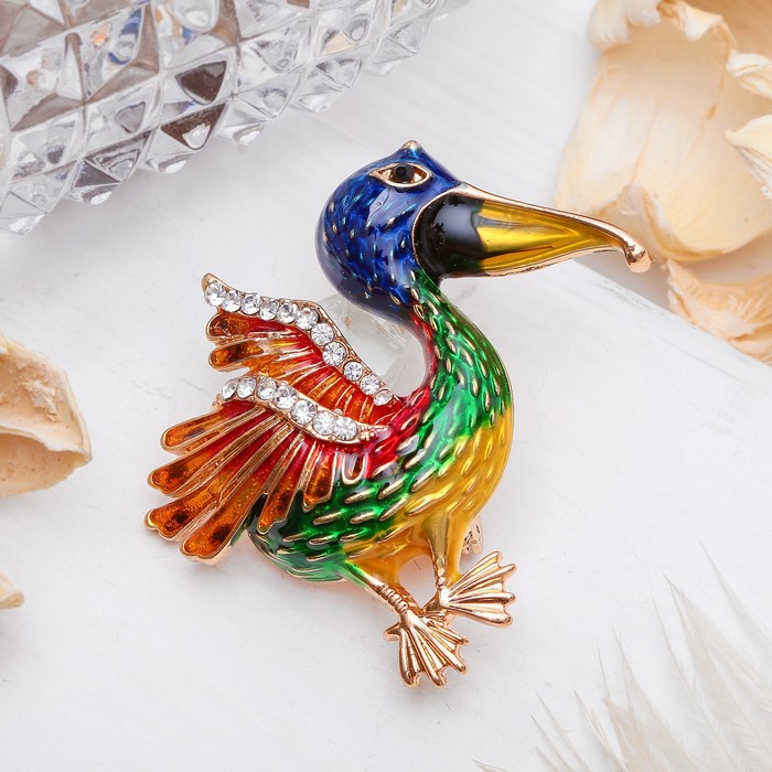 Брошь "Пеликан", цветная в золоте