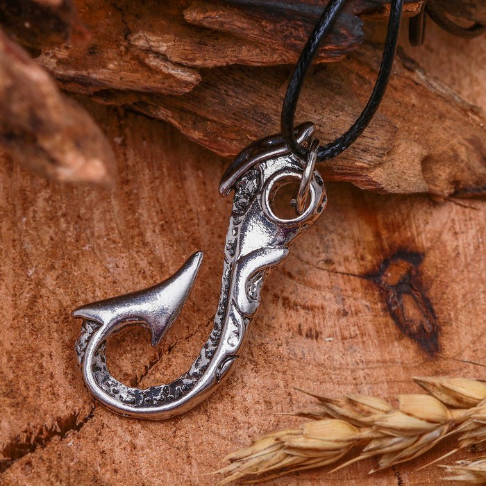 Кулон мужской "Крюк Маори", цвет чернёное серебро, 45см