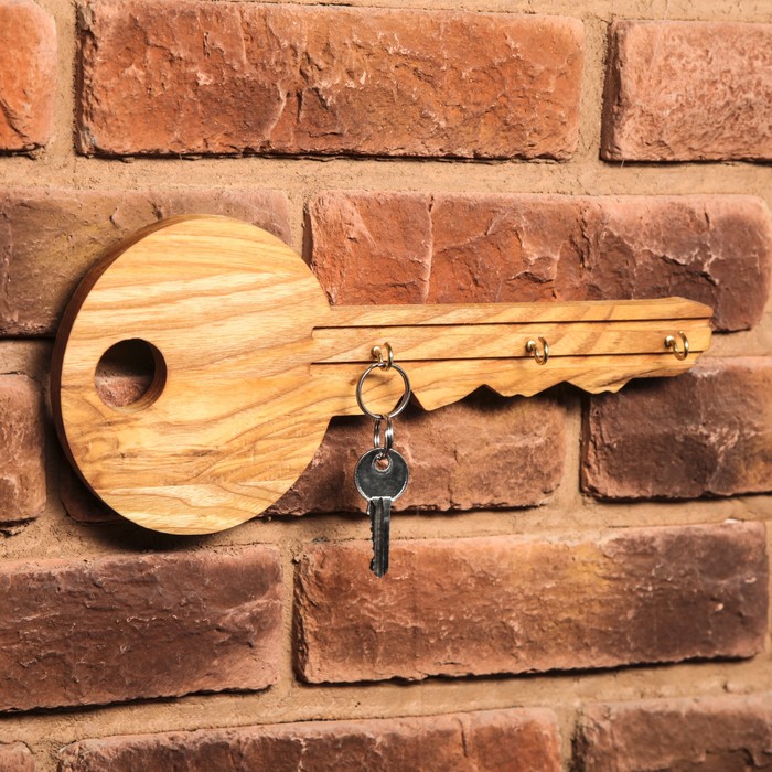 Ключница "Дверной ключик", массив ясеня, 30 х 20 см