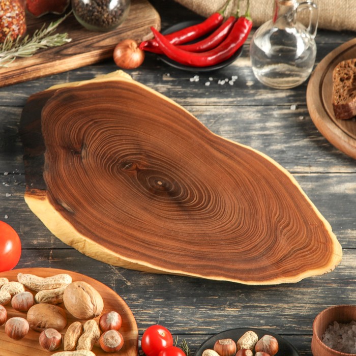 Доска сервировочная из массива оливы "Спил", 35-40 х 25-30 см