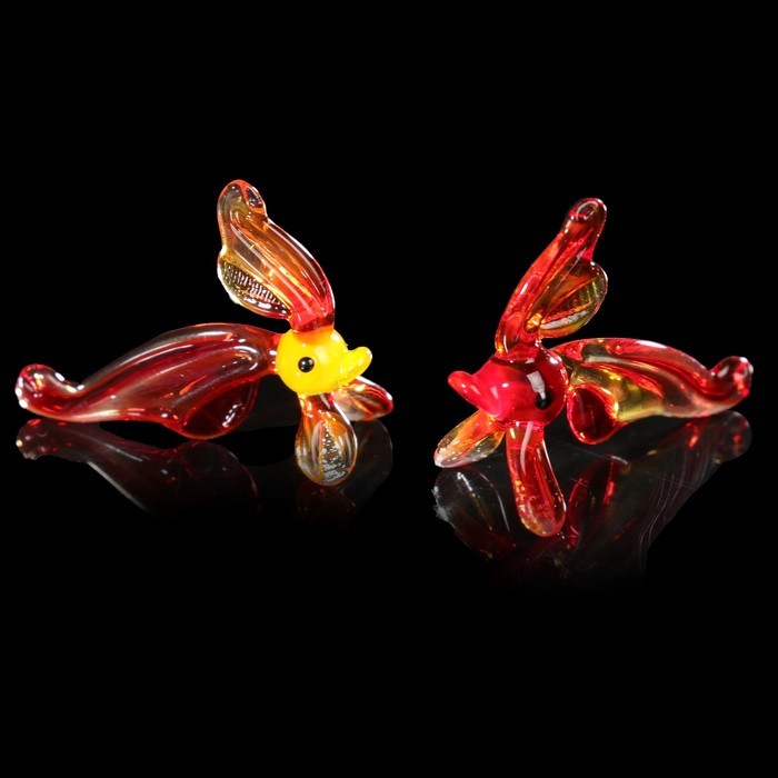 Сувенир стекло микро "Золотая рыбка" 4х3х3 см МИКС