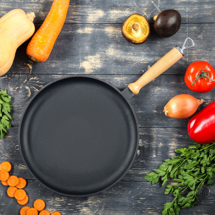 Сковорода чугунная 260*20 мм с деревянной ручкой