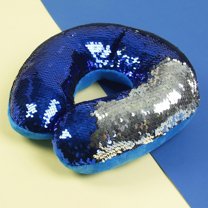 Подголовник "Великолепный хамелеон" серо-синий