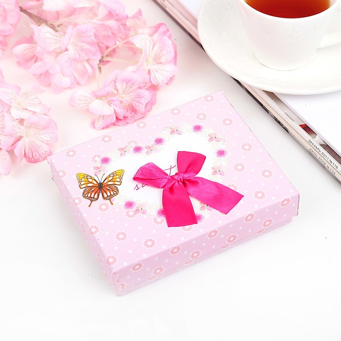 Коробка подарочная 12 х 14 х 3,5 см