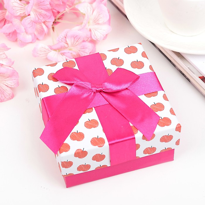 Коробка подарочная 11 х 11 х 5,5 см