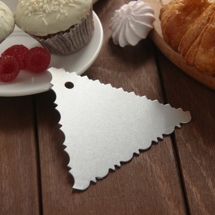 Шпатель кондитерский "Зубчики"