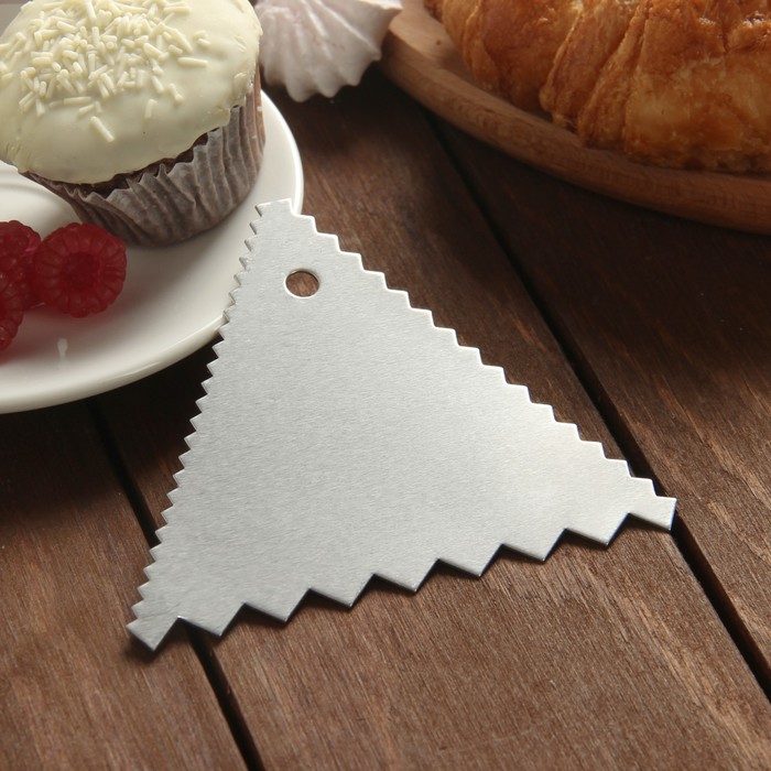 Шпатель кондитерский "Зубчики"