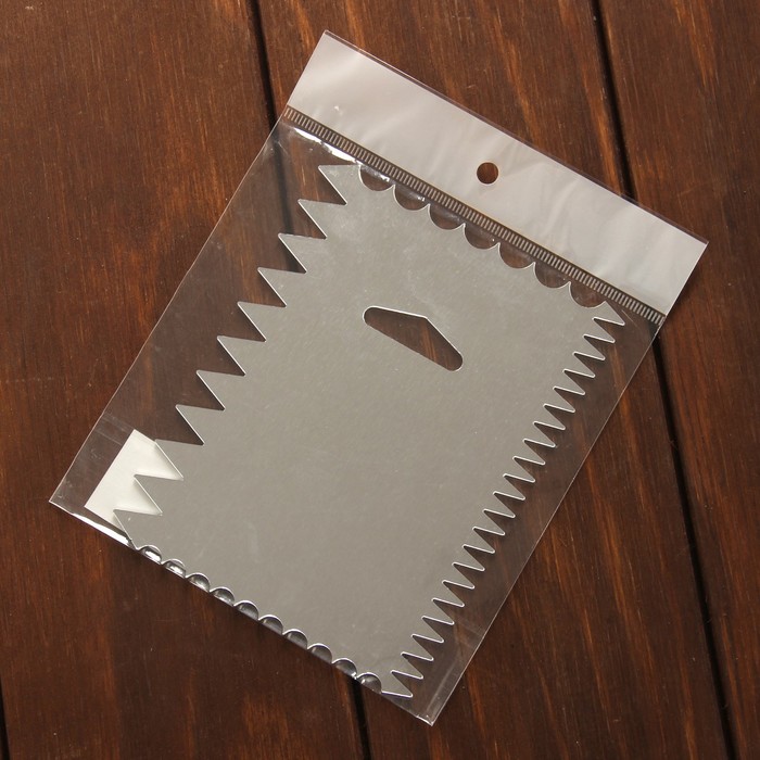 Шпатель кондитерский "Зубчики"