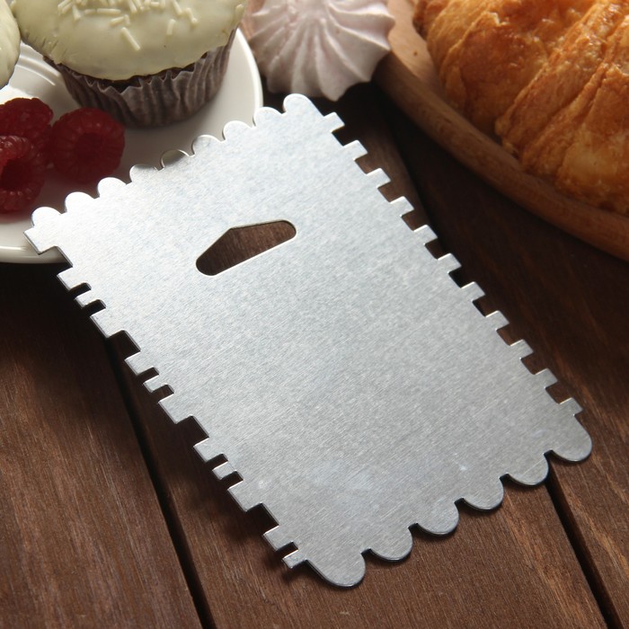 Шпатель кондитерский "Зубчики"