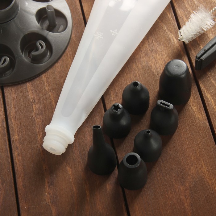 Мешок кондитерский, 6 насадок, на подставке, с зажимом и ершиком