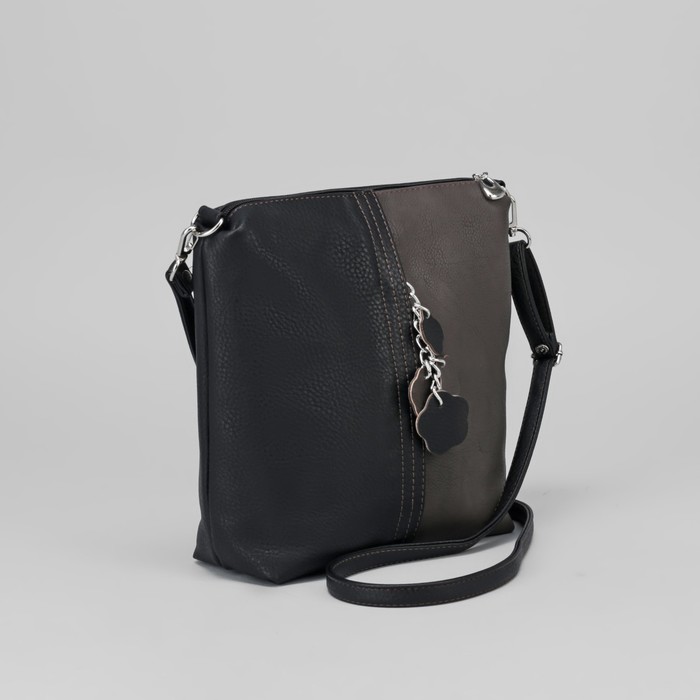 Сумка женская, 2 отдела на молнии, 1 наружный карман, регулируемый ремень, цвет чёрный/коричневый