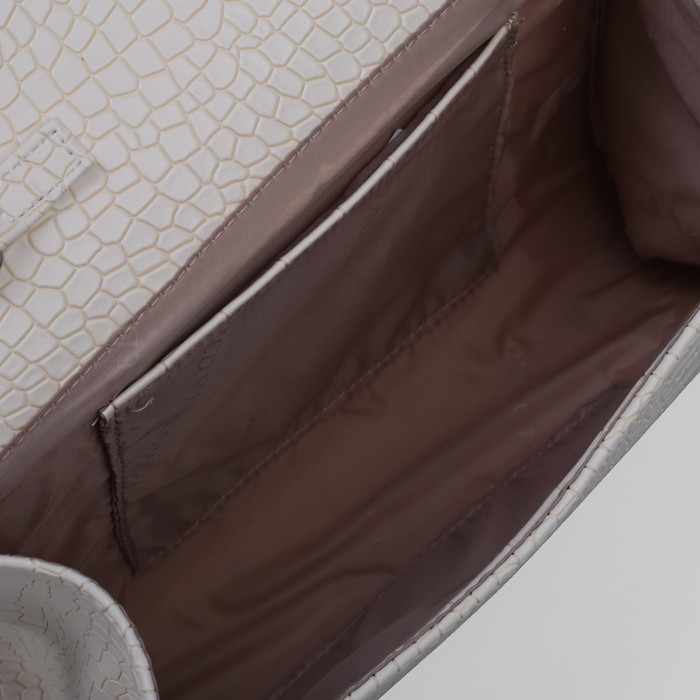 Сумка женская, 1 отдел на клапане, длинный ремень, крокодил, цвет молочный