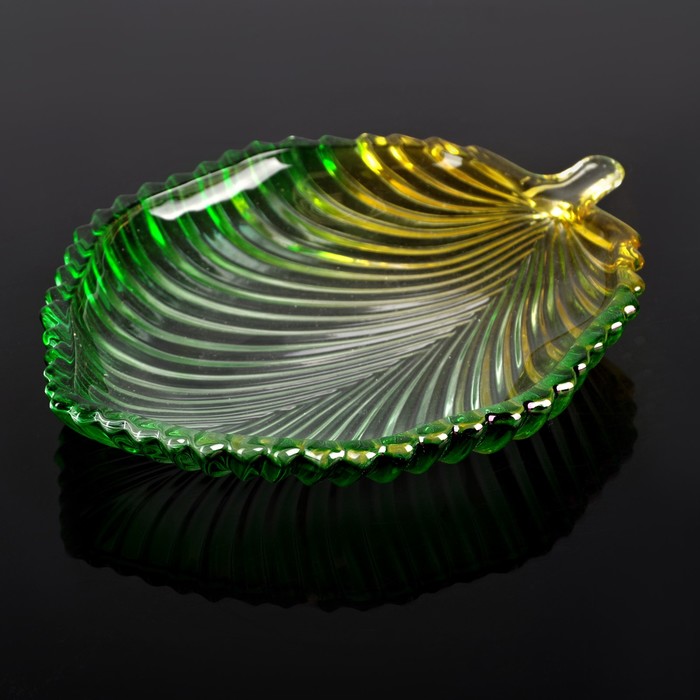 Блюдо фигурное "Лист", цвет зелено-желтый