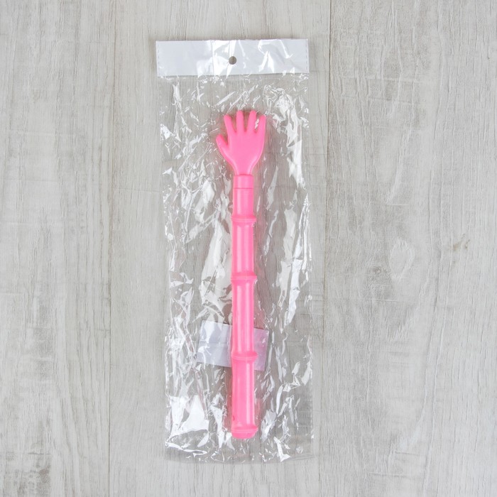 Чесалка универсальная, телескопическая ручка: 24,5-37,5см, цвет МИКС