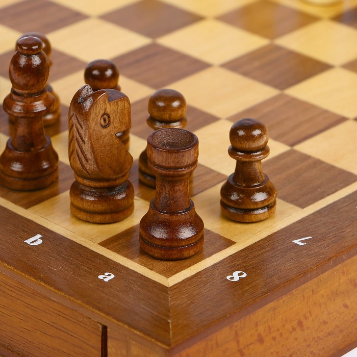 Шахматы деревянные, клетка 2.5 см, (фигуры от 2.5 см до 5.5 см), дно раздвижное, 26х26 см