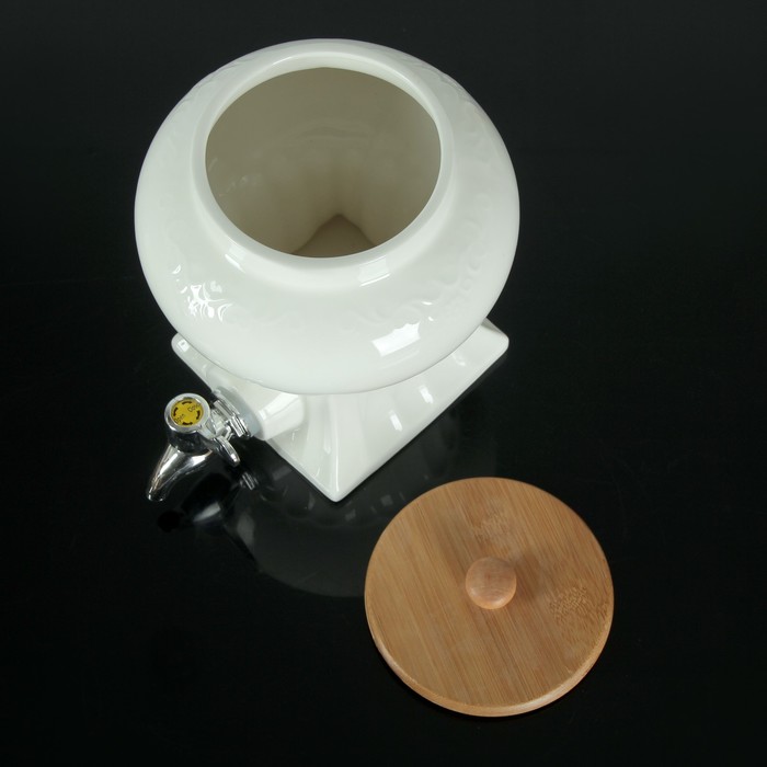 Набор питьевой "Эстет", 13 предметов: бочонок 1 л с краником, 6 кружек 200 мл, 6 подставок