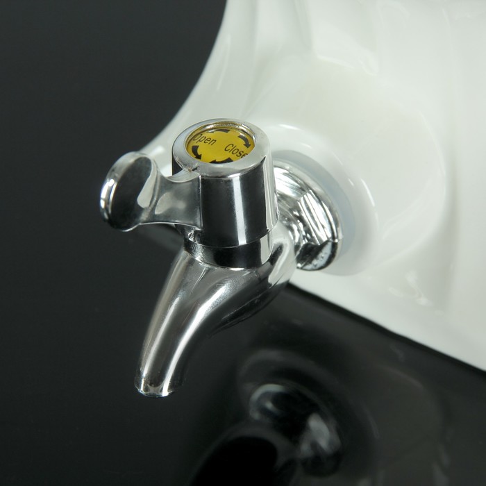 Набор питьевой "Эстет", 13 предметов: бочонок 1 л с краником, 6 кружек 200 мл, 6 подставок