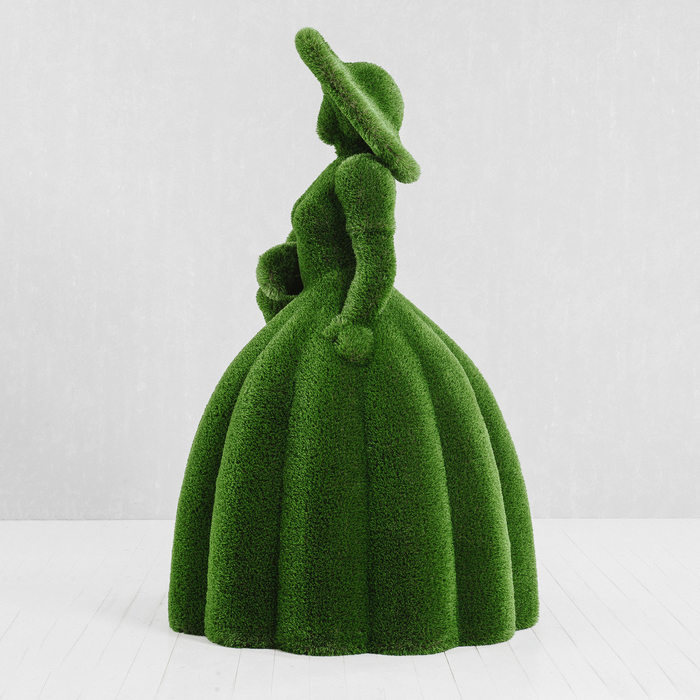 Топиар фигура "Девушка с корзиной"