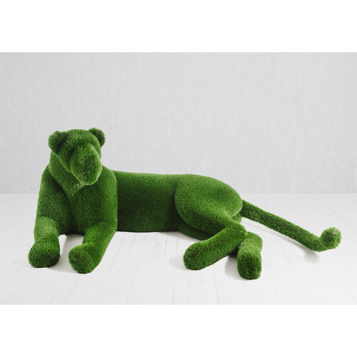 Топиар фигура "Львица"