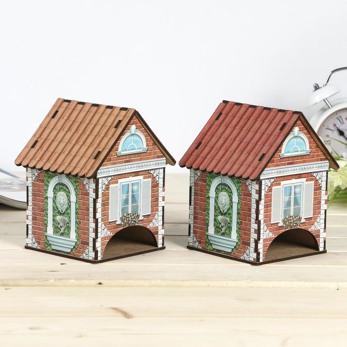 Чайный домик "Домик с лепниной лев" 15х10х10 см