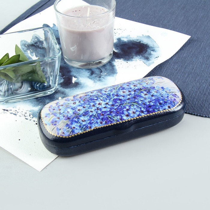 Футляр для очков "Незабудки", отдел на клапане, цвет чёрный