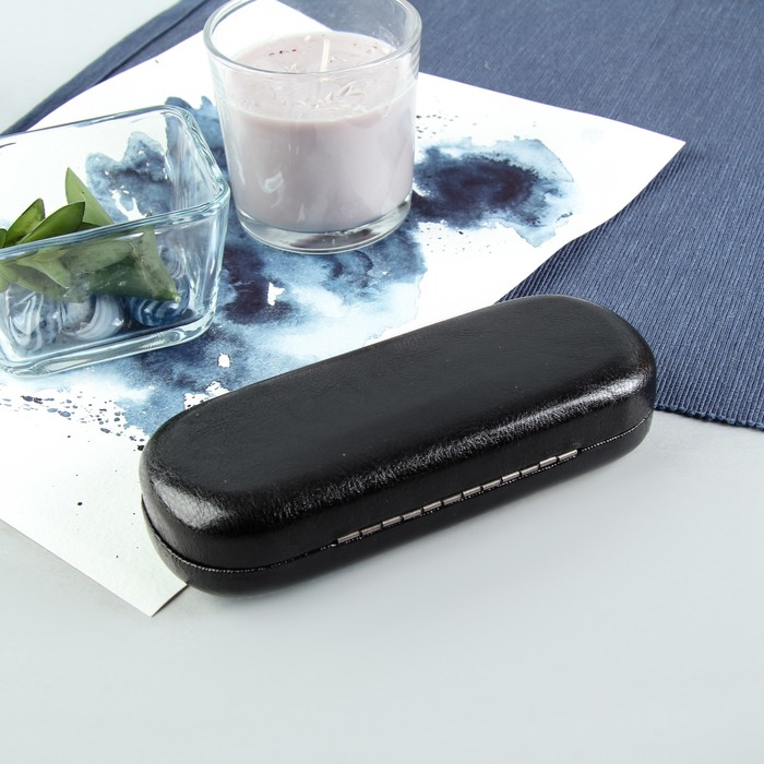 Футляр для очков "Три спаниеля", отдел на клапане, цвет чёрный