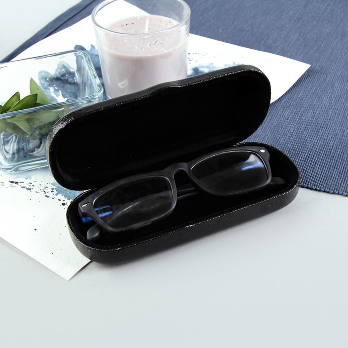 Футляр для очков "Ротвейлеры", отдел на клапане, цвет чёрный