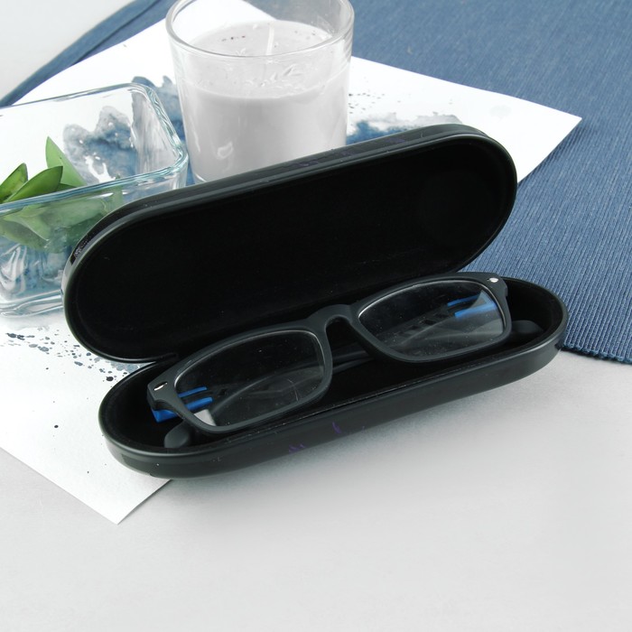 Футляр для очков "Цветы", отдел на клапане, цвет чёрный