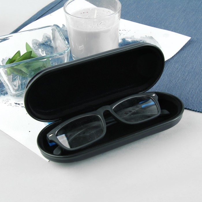 Футляр для очков "Пионы", цвет чёрный