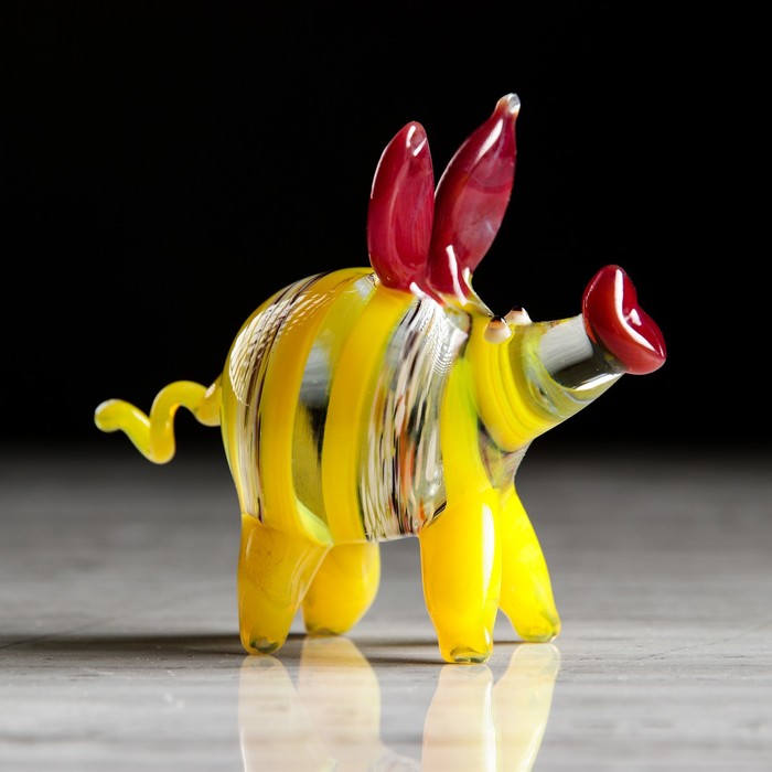 Сувенир из стекла средняя "Свинка", микс