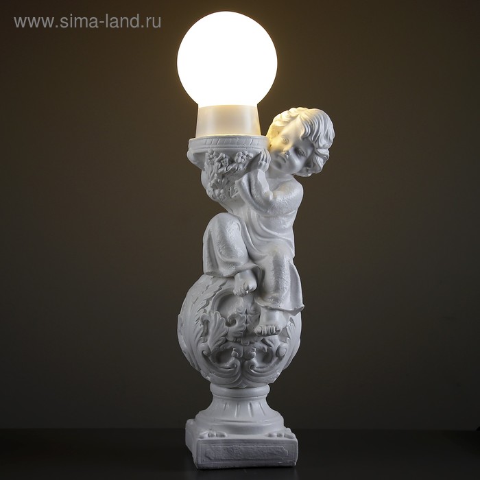 фото Лампа интерьерная "мальчик на шаре" белый 65см хорошие сувениры