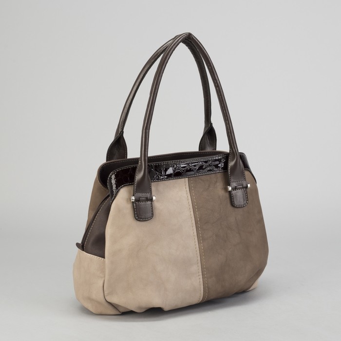 Сумка женская, 3 отдела на молниях, наружный карман, цвет бежевый