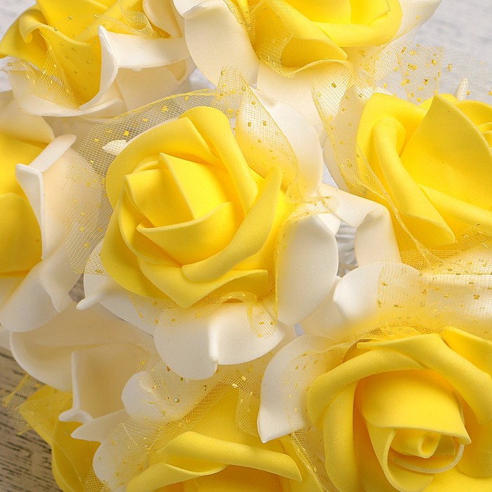 Букет d=17, 9 цветков, жёлтый