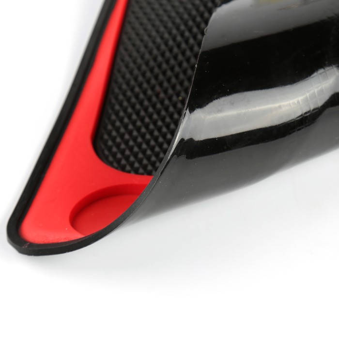 Коврик противоскользящий, NONSLIP, ящерка, черный с красным