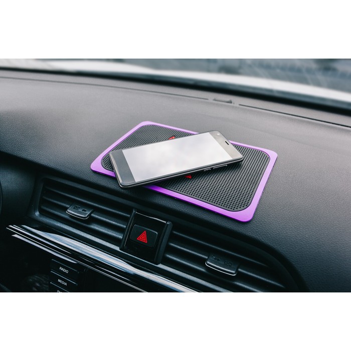 Коврик противосокльзящий, кленовый лист, черный с фиолетовой окантовкой