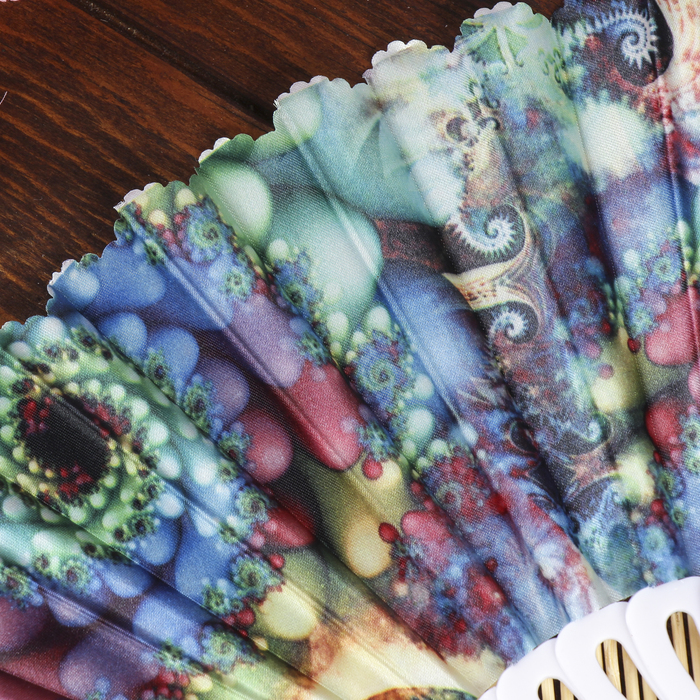 Веер пластик "Калейдоскоп" МИКС изогнутый каркас 23 см