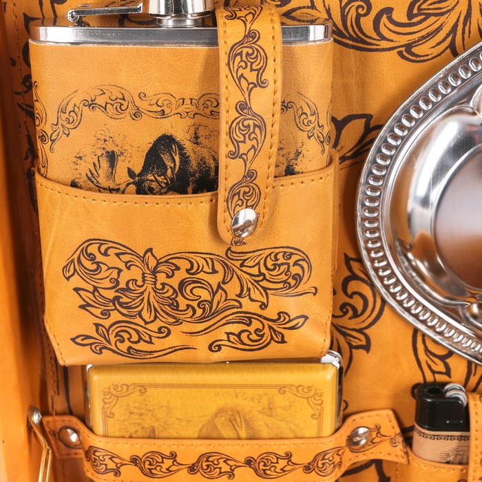 Набор в чемодане"Охота на лося"УЦЕНКА (слабое крепление)