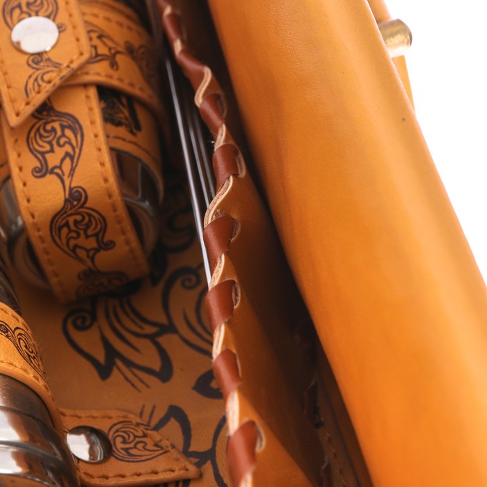 Набор в чемодане"Охота на лося"УЦЕНКА (слабое крепление)