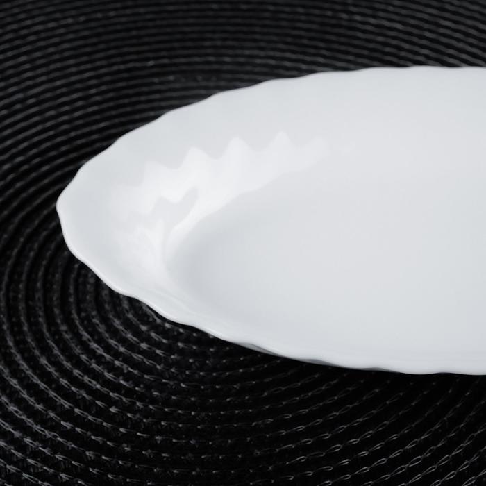 Блюдо овальное 22 см Trianon