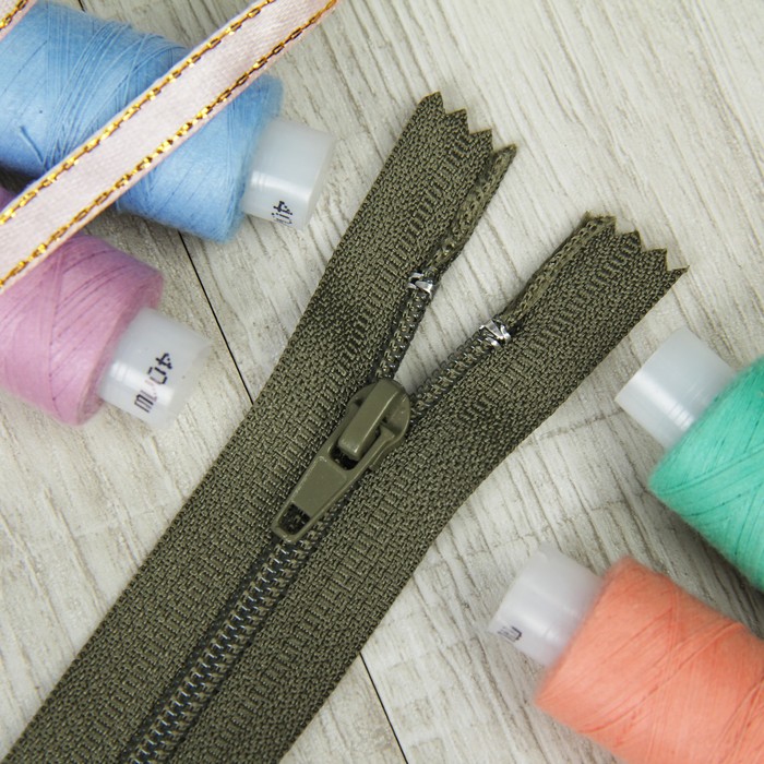 Молния "Спираль" №4, неразъёмная, 20см, цвет хаки