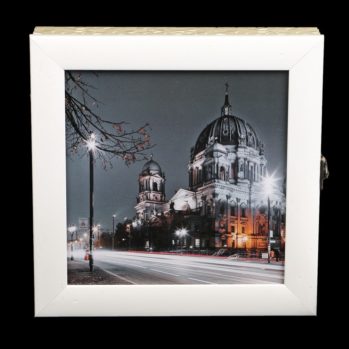 Ключница пластик "Ночной город" 23х23 см