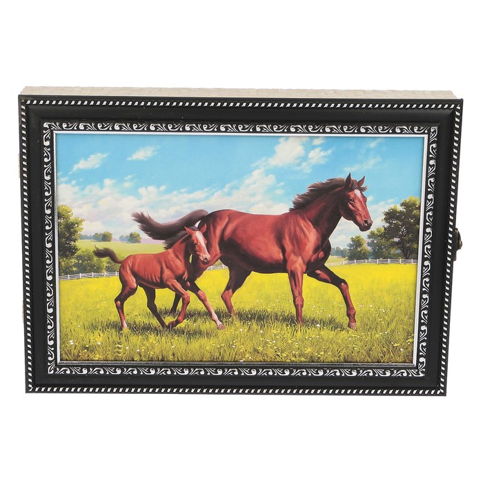 Ключница пластик "Лошадь с жеребенком" 25х35 см