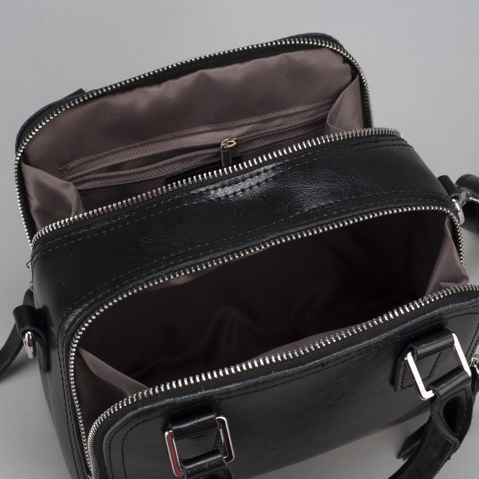 Сумка женская, 2 отдела на молниях, длинный ремень, цвет чёрный