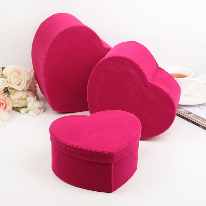 Набор коробок 3в1 "Сердца" 24 х 26 х 13 - 19 х 20 х 10 см