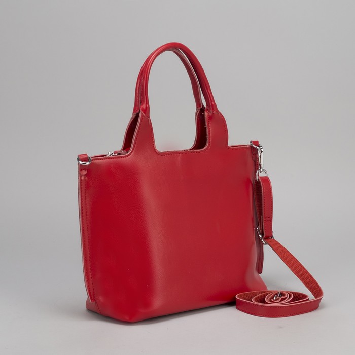 Сумка женская, отдел с перегородкой на молнии, наружный карман, длинный ремень, цвет красный