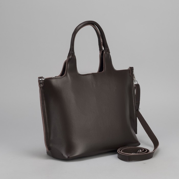 Сумка женская, отдел с перегородкой на молнии, наружный карман, длинный ремень, цвет коричневый