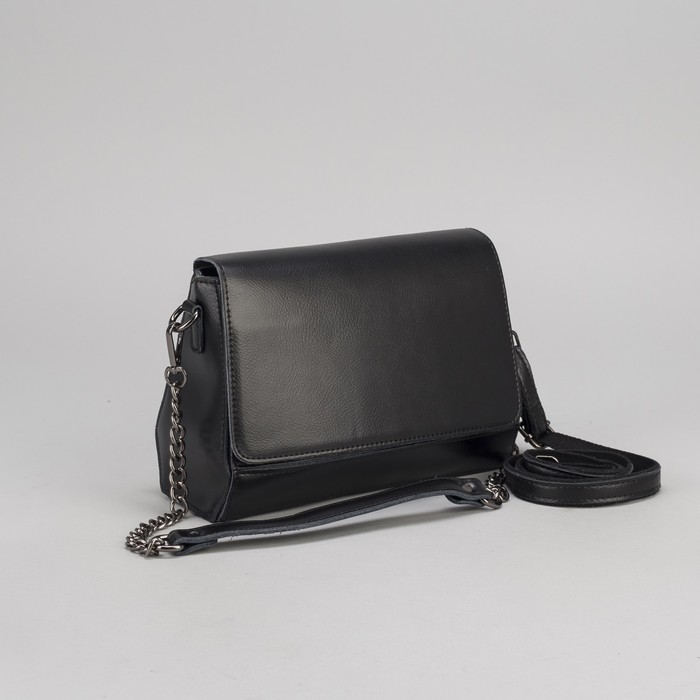 Сумка женская, отдел с перегородкой на молнии, наружный карман, длинный ремень, цвет чёрный